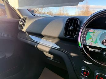 MINI COUNTRYMAN 1.5 Cooper Classic SUV 5dr Petrol Steptronic Euro 6 (s/s) (136 p