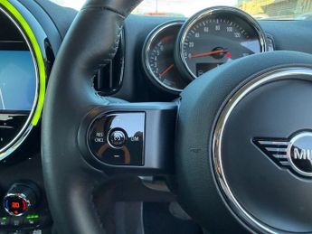 MINI COUNTRYMAN 1.5 Cooper Classic SUV 5dr Petrol Steptronic Euro 6 (s/s) (136 p