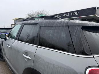 MINI COUNTRYMAN 1.5 Cooper Classic SUV 5dr Petrol Steptronic Euro 6 (s/s) (136 p