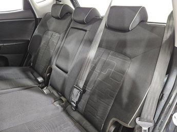 KIA VENGA 1.6 2 MPV 5dr Petrol Auto Euro 5 (123 bhp)