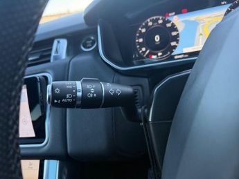 LAND ROVER RANGE ROVER SPORT 3.0 D300 MHEV HSE Silver SUV 5dr Diesel Auto 4WD Euro 6 (s/s) (3