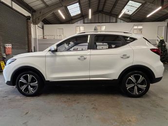 MG MG ZS 1.0 T-GDI Excite SUV 5 door Petrol Automatic in White Euro 6 