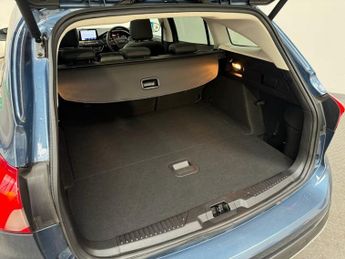 FORD FOCUS 1.0T EcoBoost Active X Estate 5dr Petrol Auto Euro 6 (s/s) (125 