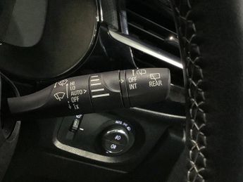 VAUXHALL Corsa Electric 50kWh Elite Nav Hatchback 5dr Electric Auto (7.4Kw Charger) (136