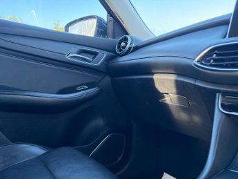 MG MG HS 1.5 T-GDI Excite SUV 5dr Petrol DCT Euro 6 (s/s) (162 ps)