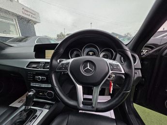 MERCEDES-BENZ C-CLASS 2.1 C220 CDI BlueEfficiency AMG Sport Saloon 4dr Diesel AUTOMATI