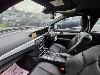 MERCEDES-BENZ C-CLASS 2.1 C220 CDI BlueEfficiency AMG Sport Saloon 4dr Diesel AUTOMATI
