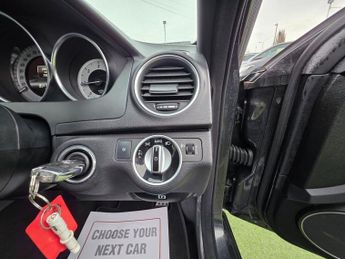 MERCEDES-BENZ C-CLASS 2.1 C220 CDI BlueEfficiency AMG Sport Saloon 4dr Diesel AUTOMATI