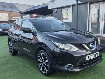 Nissan Qashqai 1.6 dCi Tekna SUV 5dr Diesel XTRON 2WD Euro 6 (s/s) (130 ps)