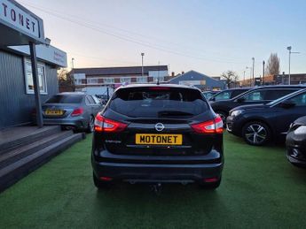NISSAN QASHQAI 1.6 dCi Tekna SUV 5dr Diesel XTRON 2WD Euro 6 (s/s) (130 ps)