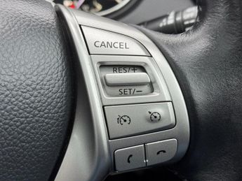 NISSAN QASHQAI 1.2 DIG-T Tekna SUV 5dr Petrol XTRON 2WD Euro 6 (s/s) (115 ps)