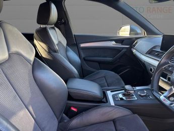 AUDI Q5 2.0 TFSI S line SUV 5dr Petrol S Tronic quattro Euro 6 (s/s) (25
