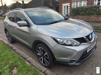 Nissan Qashqai 1.6 DIG-T Tekna SUV 5dr Petrol Manual 2WD Euro 6 (s/s) (163 ps)