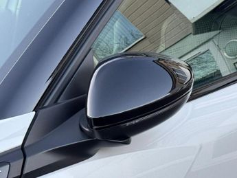 PEUGEOT 2008 1.2 PureTech GT SUV 5dr Petrol EAT Euro 6 (s/s) (130 ps)