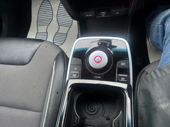 KIA NIRO 64kWh 2 SUV 5dr Electric Auto (201 bhp)