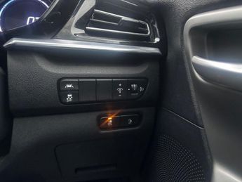 KIA NIRO 64kWh 2 SUV 5dr Electric Auto (201 bhp)