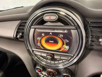 MINI CONVERTIBLE 1.5 Cooper Convertible 2dr Petrol Auto Euro 6 (s/s) (136 ps)