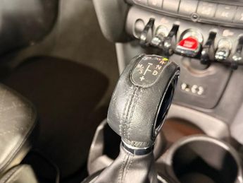 MINI CONVERTIBLE 1.5 Cooper Convertible 2dr Petrol Auto Euro 6 (s/s) (136 ps)