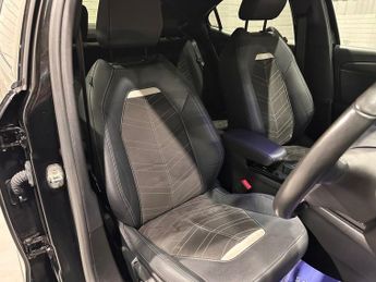 VAUXHALL MOKKA ELECTRIC 50kWh Ultimate SUV 5dr Electric Auto (136 ps)