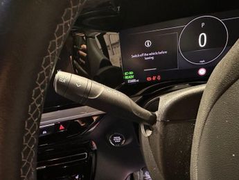 VAUXHALL MOKKA ELECTRIC 50kWh Ultimate SUV 5dr Electric Auto (136 ps)