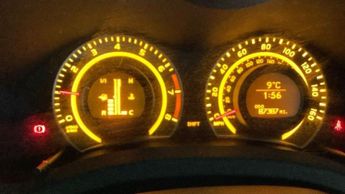 TOYOTA AURIS 1.4 VVT-i TR Hatchback 3dr Petrol Manual (163 g/km, 97 bhp)