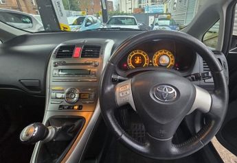 TOYOTA AURIS 1.4 VVT-i TR Hatchback 3dr Petrol Manual (163 g/km, 97 bhp)