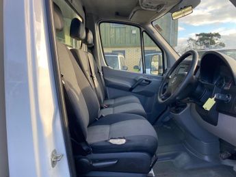 VOLKSWAGEN CRAFTER 2.0 TDI CR35 BlueMotion Tech L2 2dr