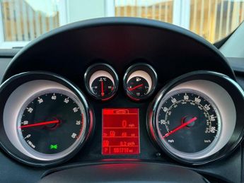 VAUXHALL ASTRA GTC 1.4i Turbo SRi Coupe 3dr Petrol Auto Euro 6 (140 ps)