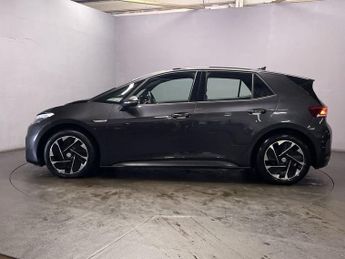 VOLKSWAGEN ID.3 Pro Performance 58kWh Life Hatchback 5dr Electric Auto (204 ps)
