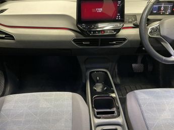 VOLKSWAGEN ID.3 Pro Performance 58kWh Life Hatchback 5dr Electric Auto (204 ps)