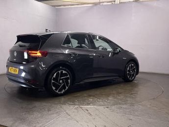VOLKSWAGEN ID.3 Pro Performance 58kWh Life Hatchback 5dr Electric Auto (204 ps)
