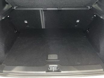 VOLVO EX30 Single Motor Extended Range 69kWh Ultra SUV 5dr Electric Auto (2