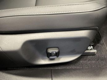 VOLVO EX30 Single Motor Extended Range 69kWh Ultra SUV 5dr Electric Auto (2