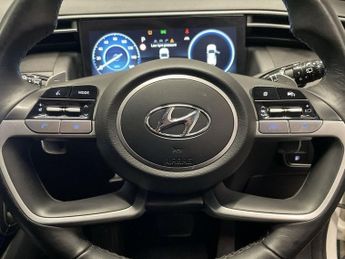 HYUNDAI TUCSON 1.6 h T-GDi 13.8kWh Premium SUV 5dr Petrol Plug-in Hybrid Auto 4