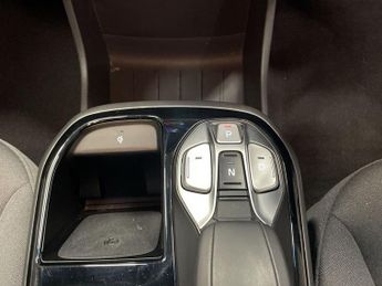 HYUNDAI IONIQ 38.3kWh Premium Hatchback 5dr Electric Auto (136 ps)