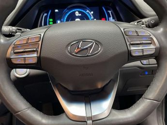 HYUNDAI IONIQ 38.3kWh Premium Hatchback 5dr Electric Auto (136 ps)