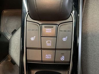 HYUNDAI IONIQ 38.3kWh Premium Hatchback 5dr Electric Auto (136 ps)