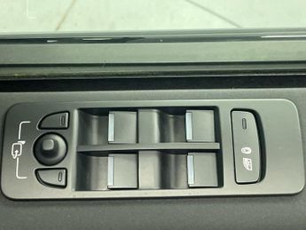 LAND ROVER DISCOVERY SPORT 2.0 D180 MHEV S SUV 5dr Diesel Auto 4WD Euro 6 (s/s) (180 ps) -A