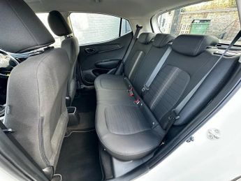 HYUNDAI I10 1.0 SE Connect Hatchback 5dr Petrol Manual Euro 6 (s/s) (67 ps)