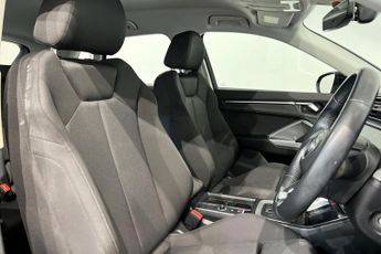 AUDI Q3 2.0 TDI 35 Sport SUV 5dr Diesel S Tronic Euro 6 (s/s) (150 ps) R