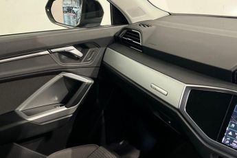 AUDI Q3 2.0 TDI 35 Sport SUV 5dr Diesel S Tronic Euro 6 (s/s) (150 ps) R