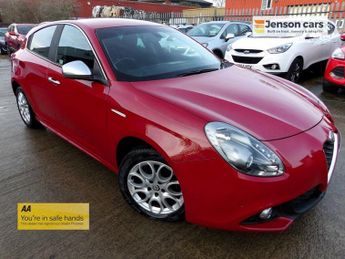Alfa Romeo Giulietta 1.6 JTDM-2 Tecnica Hatchback 5dr Diesel Manual Euro 6 (s/s) (120