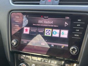 SKODA OCTAVIA 1.0 TSI GPF SE Technology Estate 5dr Petrol DSG Euro 6 (s/s) (11