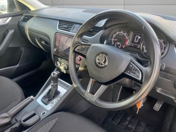 SKODA OCTAVIA 1.0 TSI GPF SE Technology Estate 5dr Petrol DSG Euro 6 (s/s) (11