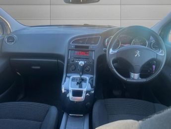 PEUGEOT 5008 1.6 BlueHDi Active MPV 5dr Diesel ETG Euro 6 (s/s) (120 ps)