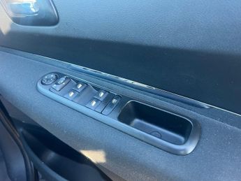 PEUGEOT 5008 1.6 BlueHDi Active MPV 5dr Diesel ETG Euro 6 (s/s) (120 ps)