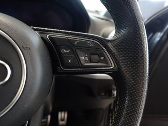 AUDI Q2 2.0 TDI 30 S line SUV 5dr Diesel S Tronic Euro 6 (s/s) (116 ps)