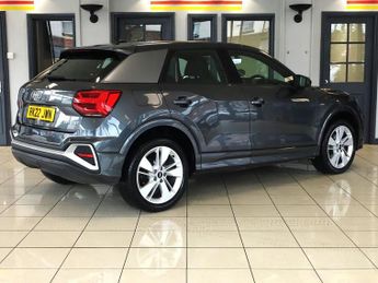 AUDI Q2 2.0 TDI 30 S line SUV 5dr Diesel S Tronic Euro 6 (s/s) (116 ps)
