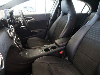 MERCEDES-BENZ A-CLASS 1.6 A160 AMG Line (Premium) Hatchback 5dr Petrol 7G-DCT Euro 6 (