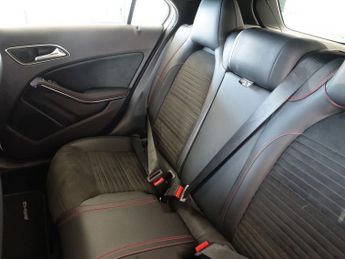 MERCEDES-BENZ A-CLASS 1.6 A160 AMG Line (Premium) Hatchback 5dr Petrol 7G-DCT Euro 6 (